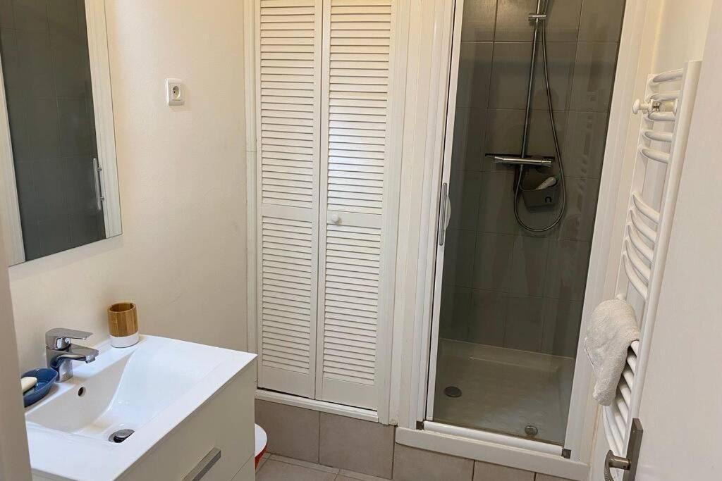 Apartment T3 Place De La Joliette *